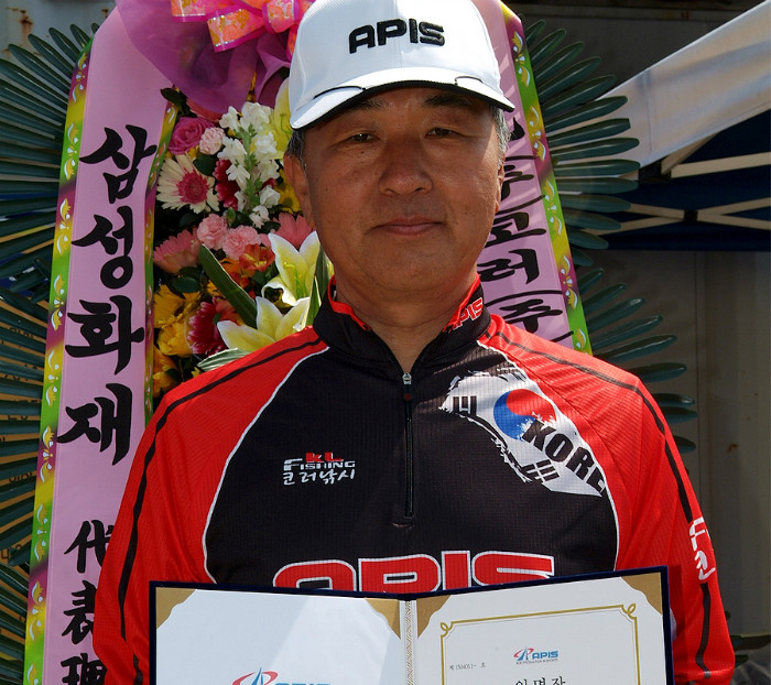 아피스조인식김진식.jpg
