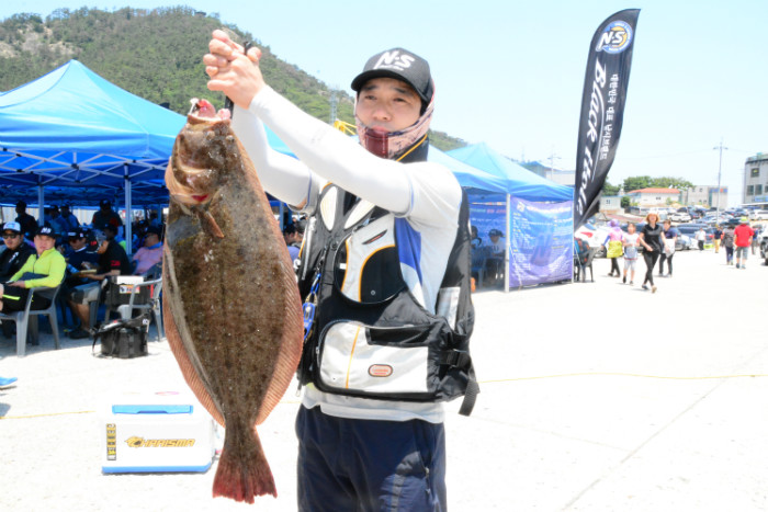 광어 1위 최진규 4020g DSC_7567.JPG