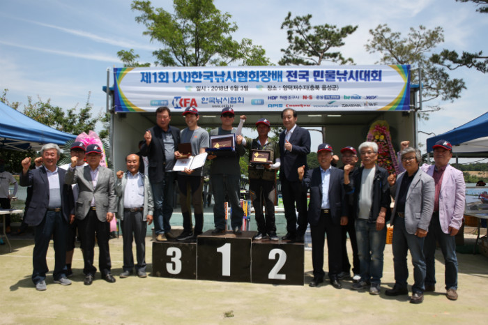 4-3 단체사진.jpg