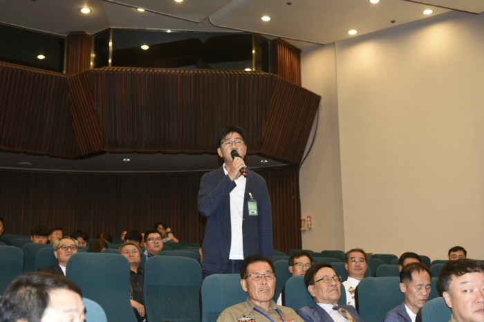 2-7 _SJS3889.JPG