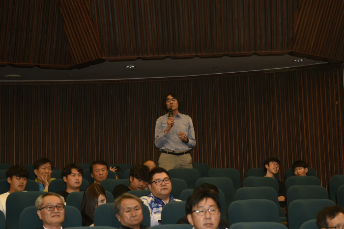 2-8 _SJS3893.JPG
